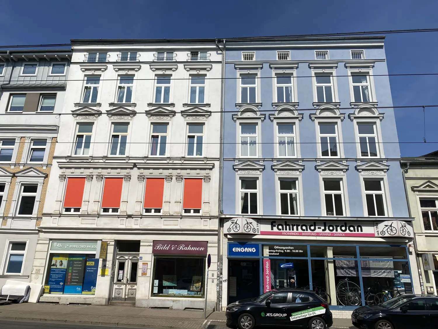 Gebäude von Immobilienbüro