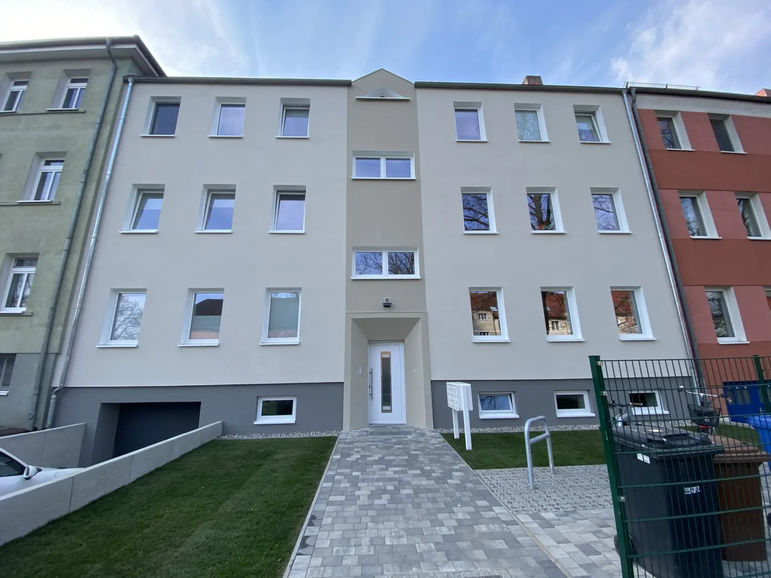 Gebäude von Immobilienbüro