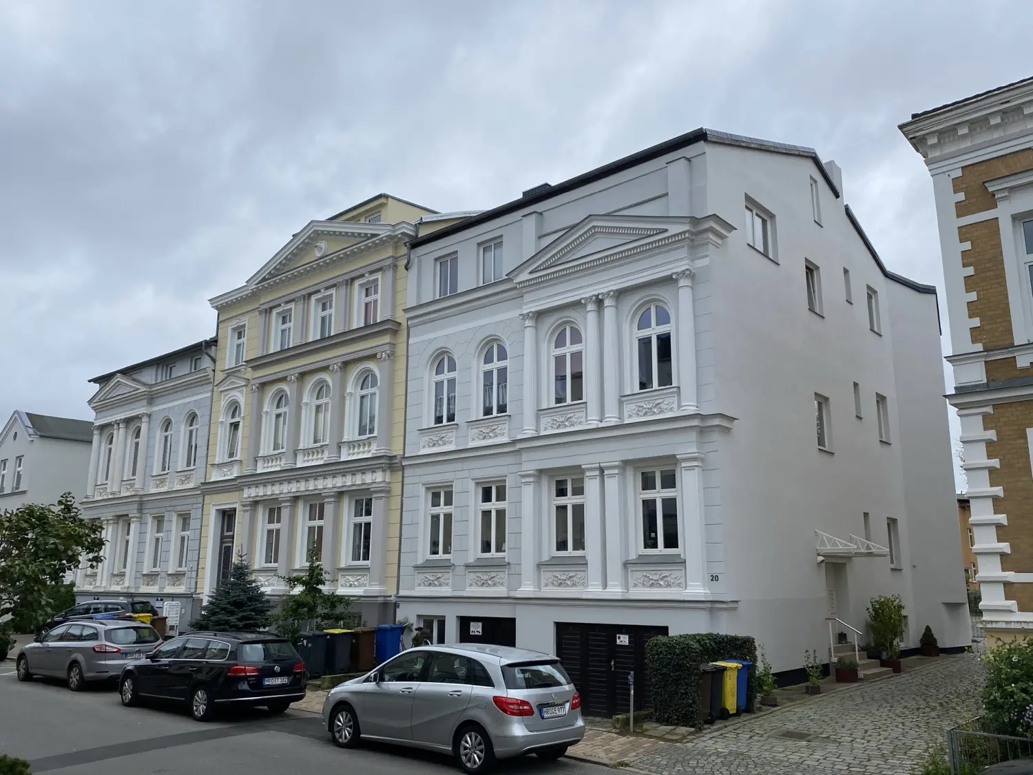 Gebäude von Immobilienbüro